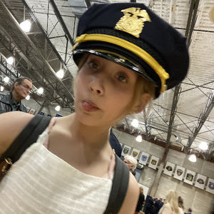 Meet your Posher, Ashley